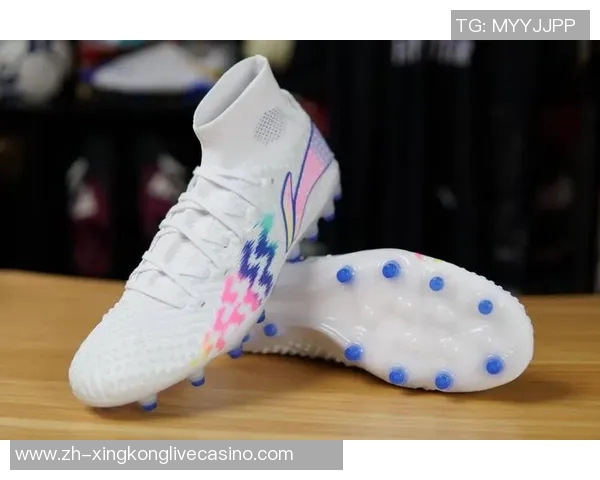 选择合适的足球鞋尺码技巧与建议让你在场上更自信 选择合适的足球鞋尺码技巧与建议让你在场上更自信